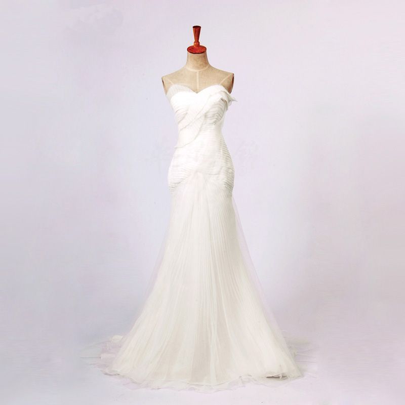 Strapless A-line Tulle wedding dress