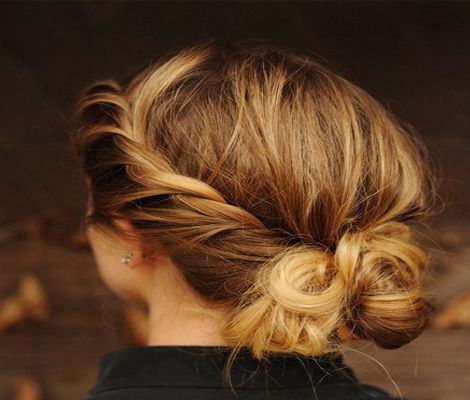 Twisted hair bun tutorial.  Back to school hairstyles and more cool hair ideas.