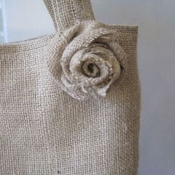 An easy to make lined burlap tote with shabby rose ornament- see tutorial after