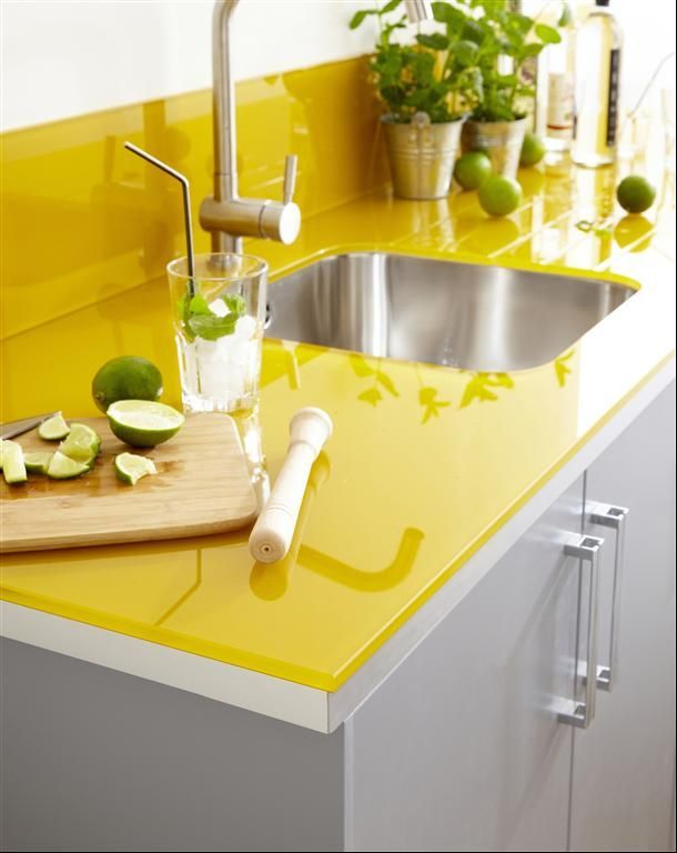 Yellow kitchen counter & grey cabinets, I think I have to do the yellow in chalk
