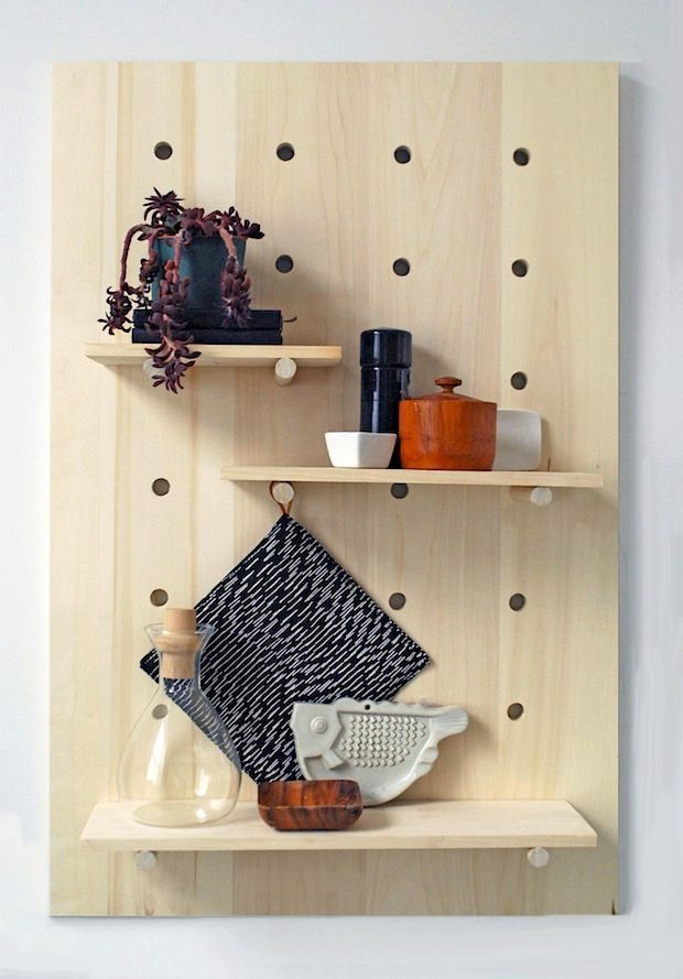 apartmenttherapy_pegboard_shelving_01