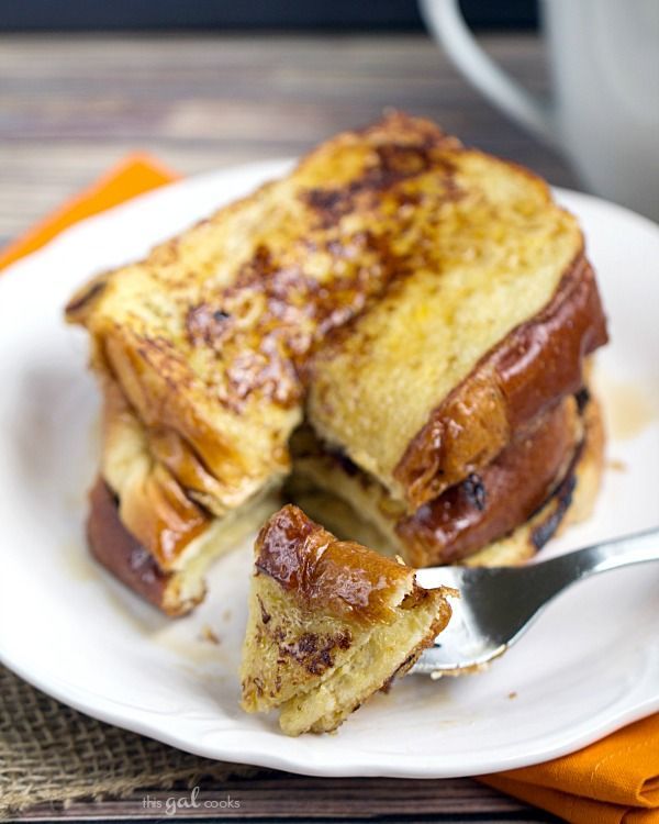 Coffee Creamer French Toast – This Gal Cooks #breakfast #frenchtoast #easyrecipe