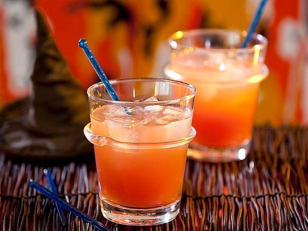 Witches Brew – 2 oz. mixed pineapple and cranberry juice; 2 oz. Sprite;  1-1/4 o