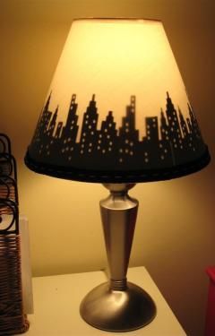 A glowing skyline. So easy to make! Photo by Chica And Jo. #apartment #decoratin