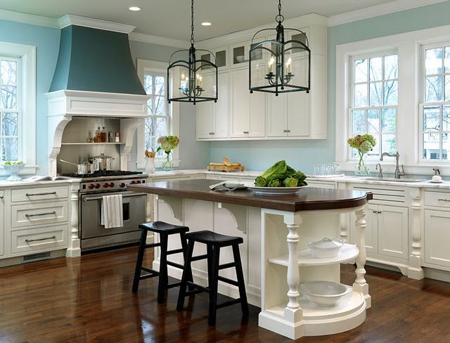 I really love this kitchen – a breath of fresh air!!!!