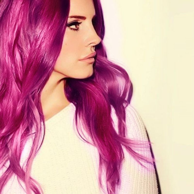 Lana Del Rey – this hair color is beautiful! I will always love unnatural colore