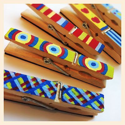 Magnet clips perfect for your teachers bulletin boards. DIY guide. #Gluenglitter