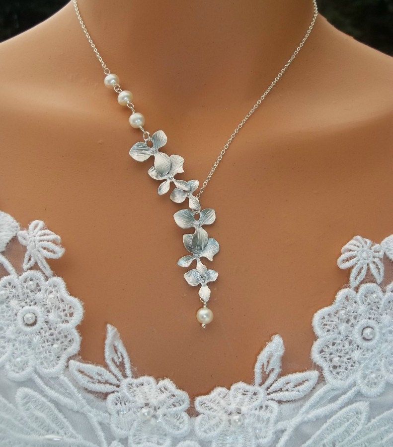 Orchids Necklace – Freshwater Pearls Necklace – White Gold Orchids Cascade Weddi