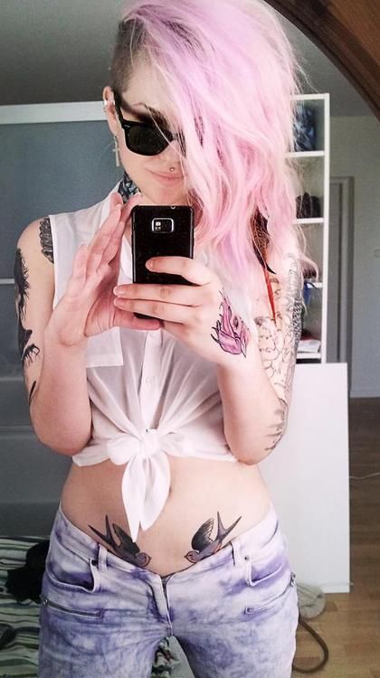 Pink hair | Tattoo girl
