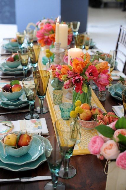 Pretty Spring Tablescape for home entertaining: Aqua, Coral and (GOLD instead of