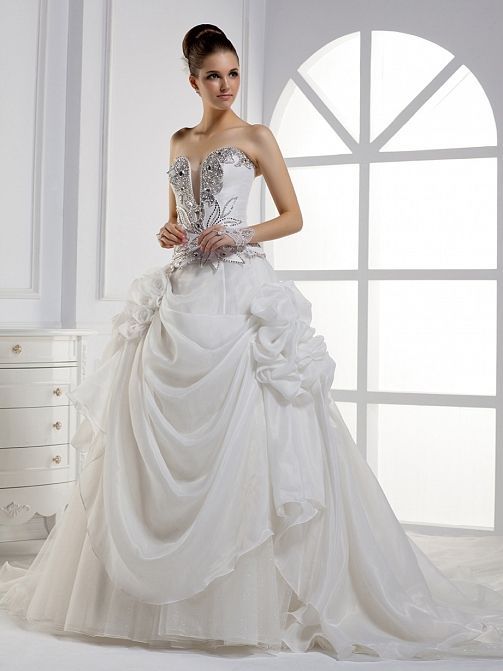 2012 Fall Strapless Organza bridal gown with Natural waist