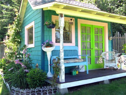 I love cute gardening sheds! I especially love the fun colors on this one and th