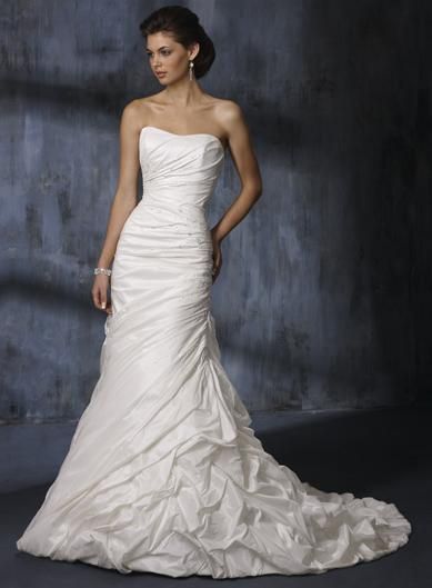 Strapless Sweetheart Fit and Flare Wedding Dress “Sasha” by Maggie Sotero with S