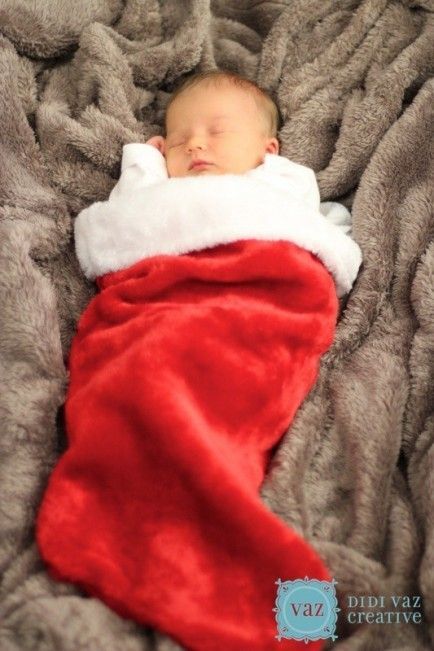 10 Easy Christmas Photo Ideas For Baby To Do At Home