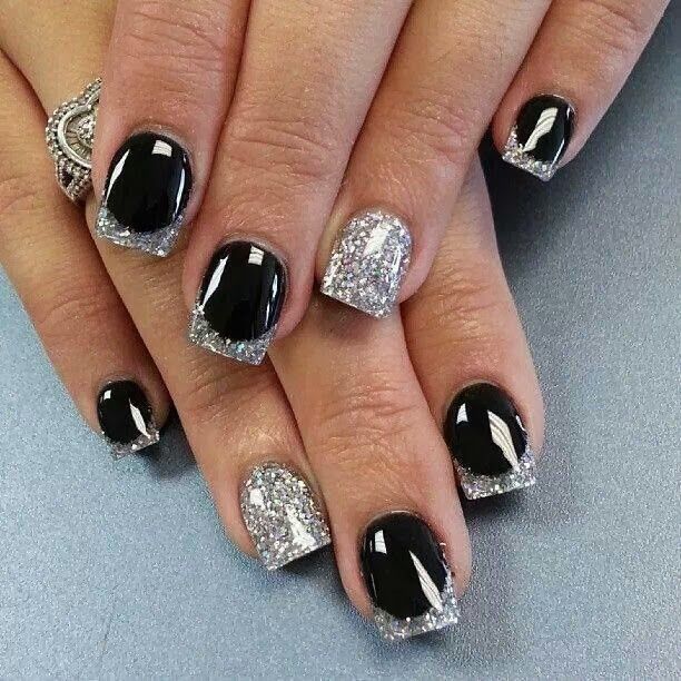BLACK AND SILVER GLITTER NAILS