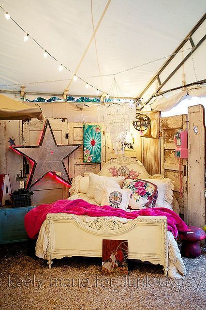 Junk Gypsy bedroom! #Gypsy #Boho #B