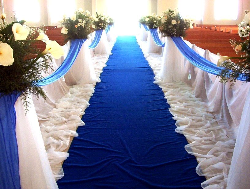 royal blue and white wedding cake w