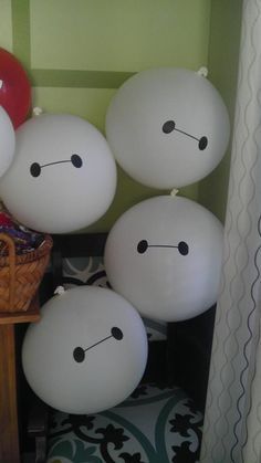 Baymax balloons made from 3