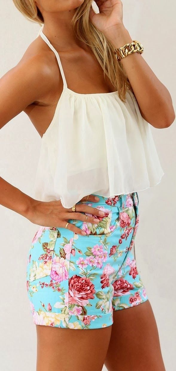 Floral Short With White Top so cute