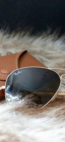 $17 must have!Ray Ban sungl