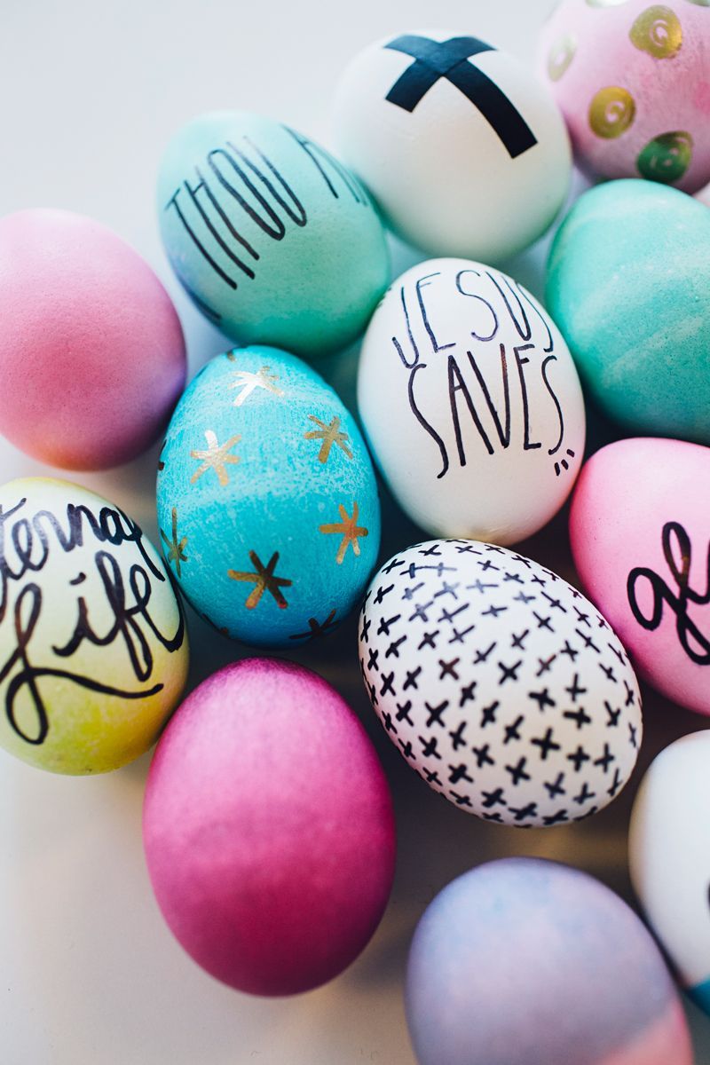 Head to the blog to see how to make DIY Inspirational Easter Eggs this year for