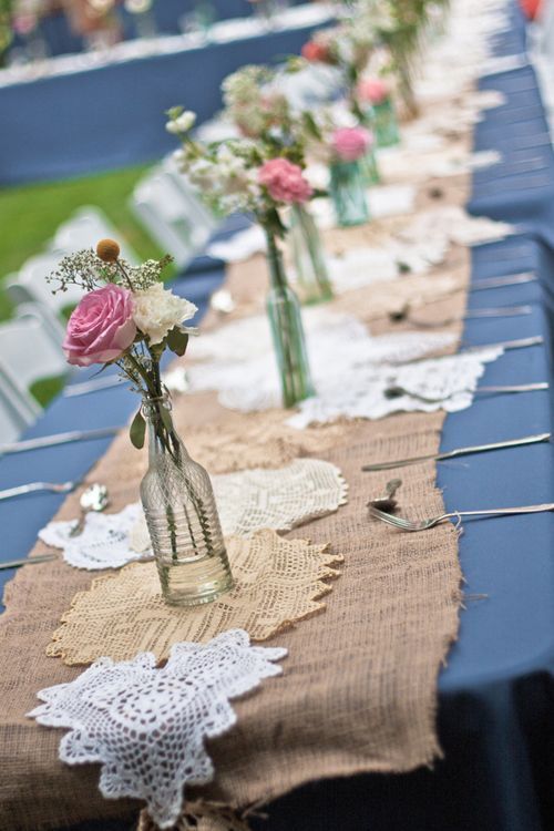 The bride loves burlap and