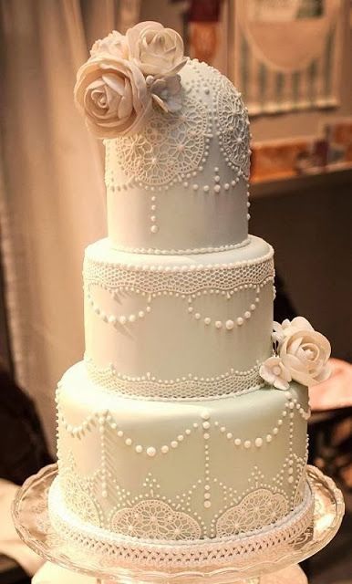 elegant vintage style wedding cake … | Vintage