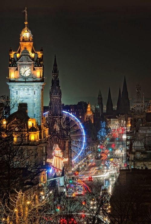 Night Lights, Edinburgh, Scotland – Why you need to visit Edinburgh this