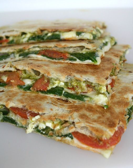 Spinach and Tomato Quesadilla with Pesto – vegetarian