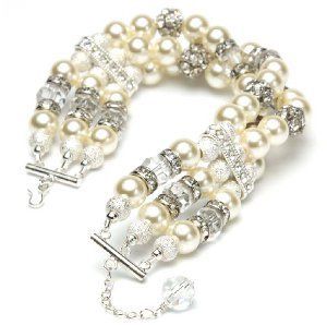 The Sparkle and Stardust Bracelet has glitz, glamor, and everything a girl could ever need in a bracelet. Learn how to make beaded bracelets perfect for any special occasion with this