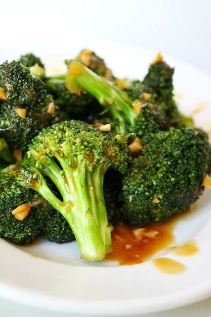 Broccoli with Asian Garlic Sauce. Super easy and highly addictive!