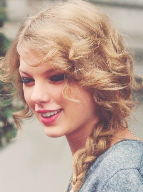 Taylor Swift Hairstyles: Fabulous Braided Hairstyles for
