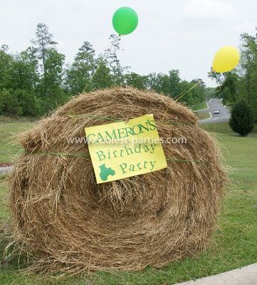 Idk if the park people would like it if I put a big hay bale out, but this would be cool wouldnt it?