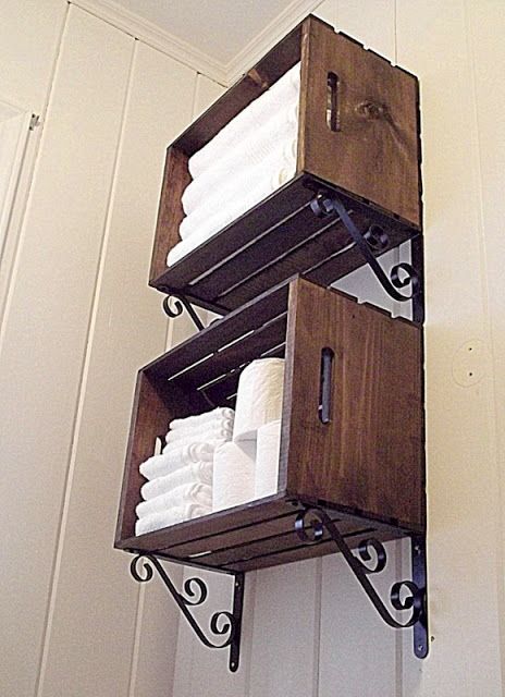 Love the drake crate look on lighter walls. Not as sure about the style of bracket. 25 DIYs for Your Rustic Home