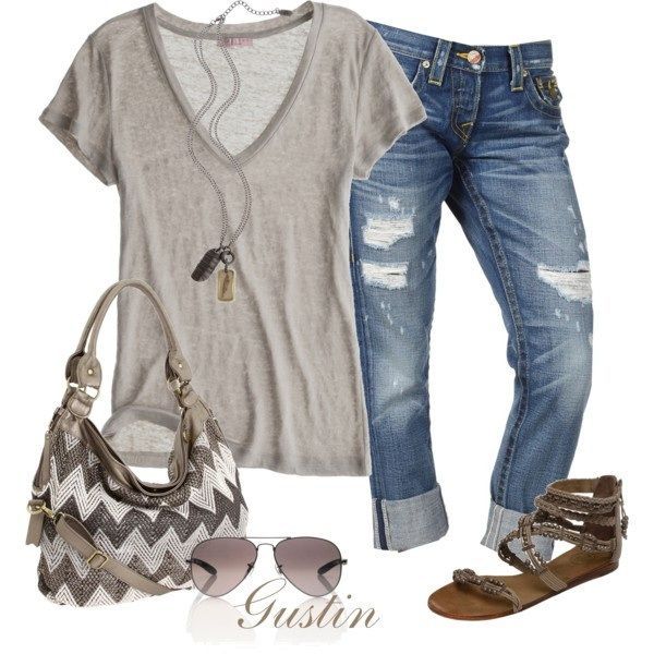 Love this casual relaxed weekend look.