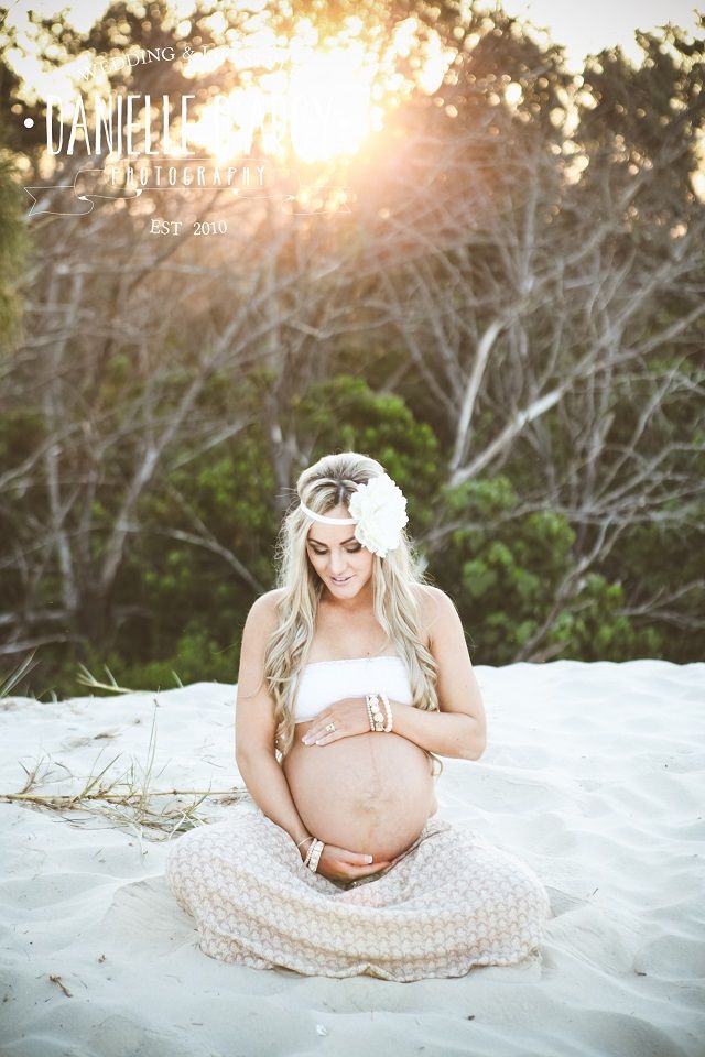 Skyes Beautiful Beach Maternity Session By Danielle DArcy Photography on Fawn Over Baby
