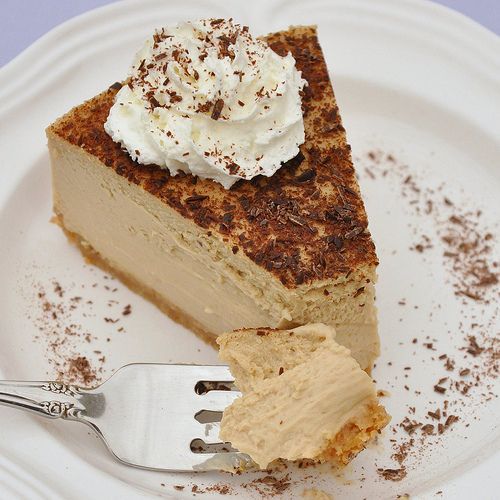 Tiramisu Cheesecake…gotta try this one! Thinks I want this for my birthday Ellen Rodgers!!!!! Two of my favorite desserts in one