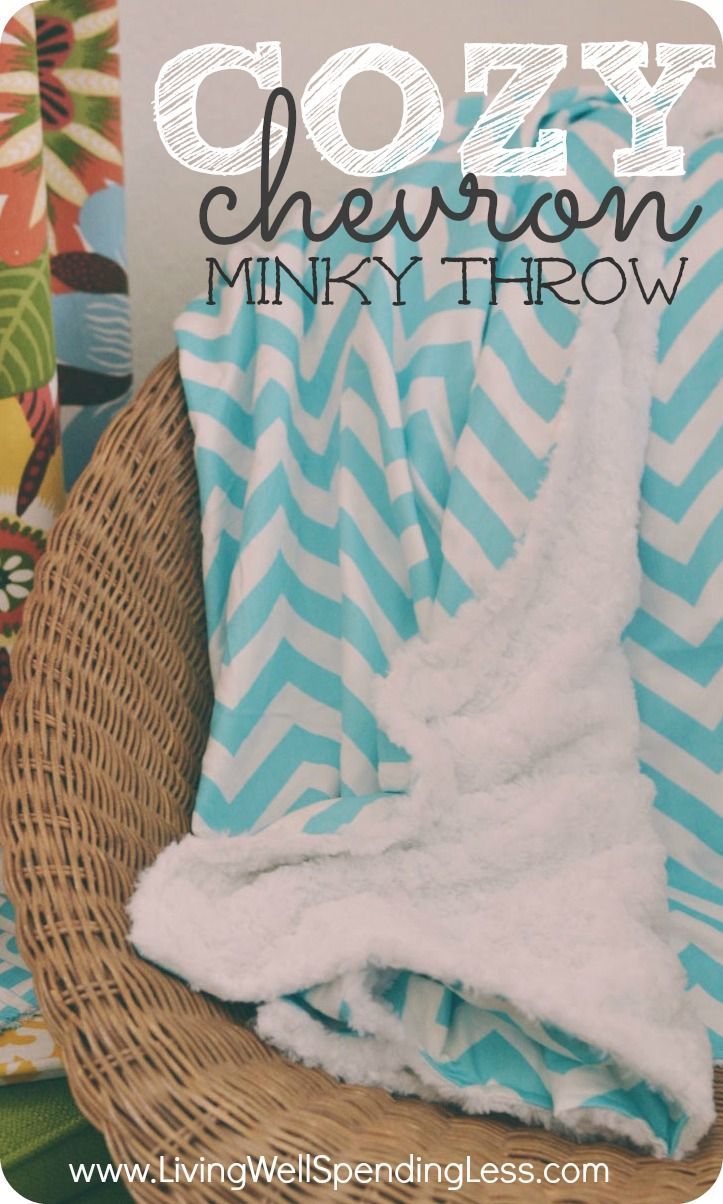 Trying to stay warm this winter? This soft & stylish throw is easy enough for beginners, takes less than an hour to make, and so