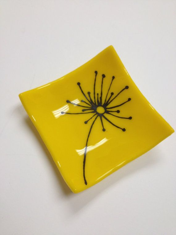 Yellow+dandelion+fused+glass+mini+dish+by+sherrylee16+on+Etsy,+$15.00
