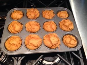 21DF Approved Pumpkin Muffins!  |  21 DAY FIX CONTAINERS (FOR 2 MUFFINS) 1/2 Red, 1/3 Purple, 1 tsp