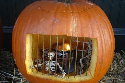 Pumpkin Jail Cut oblong hole Insert bamboo squewers (painted grey) Put small skeletons and tin with night light in….  Light it