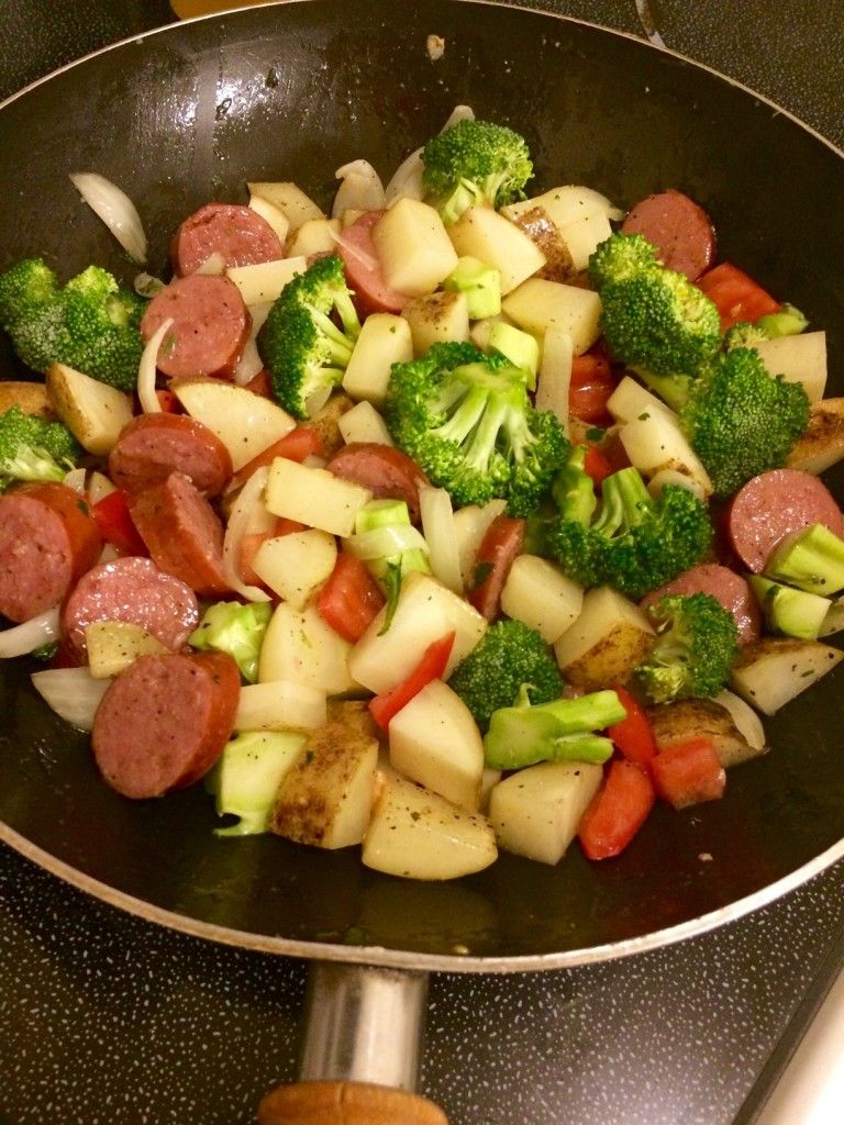 Smoked Sausage & Potatoes with Broccoli Recipe -   Sausage and Potatoes with Onions and Garlic