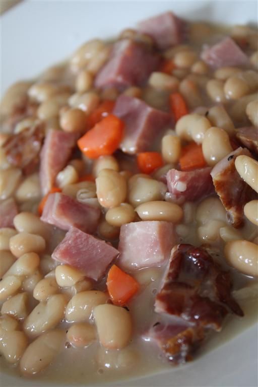 This quick and easy ham and bean soup is packed full of fresh navy beans, smoked ham, carrots and onions. This is the perfect ham