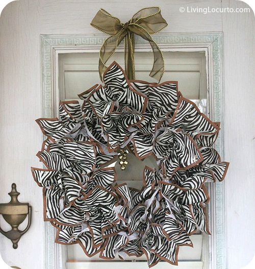 Book Page Wreath -   Deco Mesh Christmas Wreath Ideas