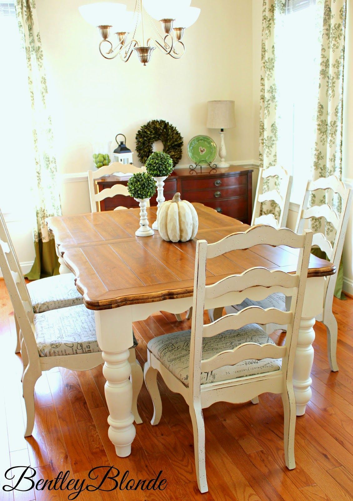 Dining Table & Chairs Makeover using Chalk Paint® decorative paint by Annie Sloan | By Bentley Blonde