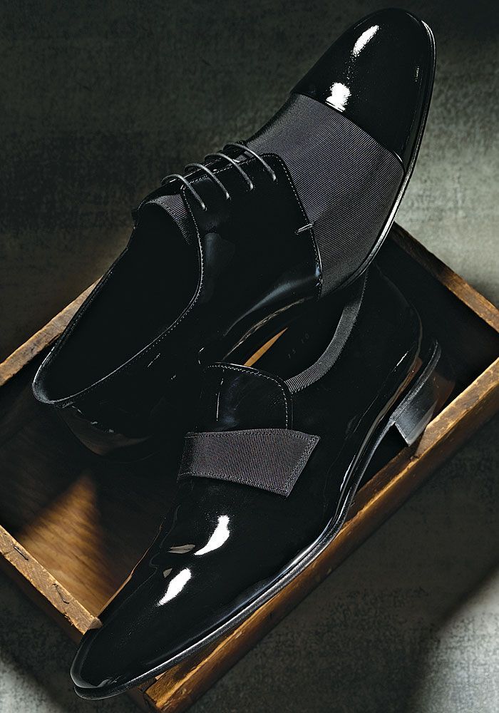 Giorgio Armani patent shoe with grosgrain trim