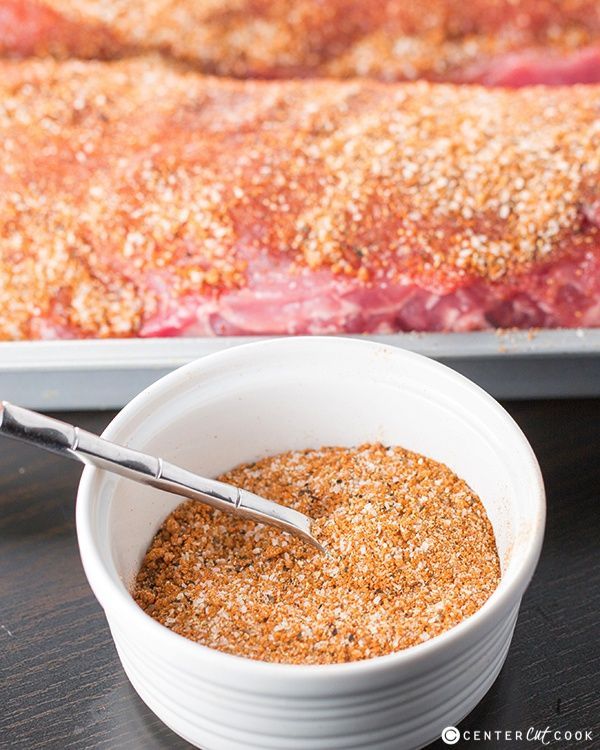 A super simple dry rub recipe that’s perfect for ribs, chicken, pork, and brisket! This dry rub is the perfect combination of