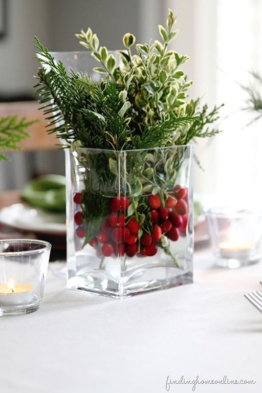 CranberryCenterpiece thumb 6 Simple Christmas Table Ideas (Perfect for Last Minute!)