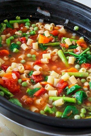 Crock Pot Minestrone | 21 Vegetarian Dump Dinners You Can Make In A Crock Pot