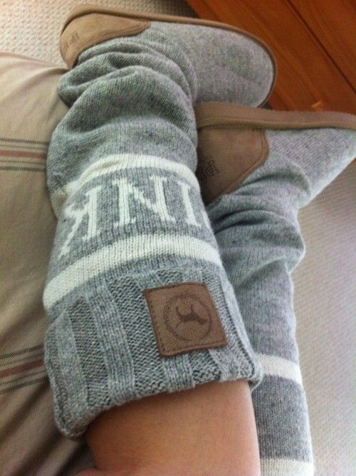 I could live in these cozy slouchy booties!!
